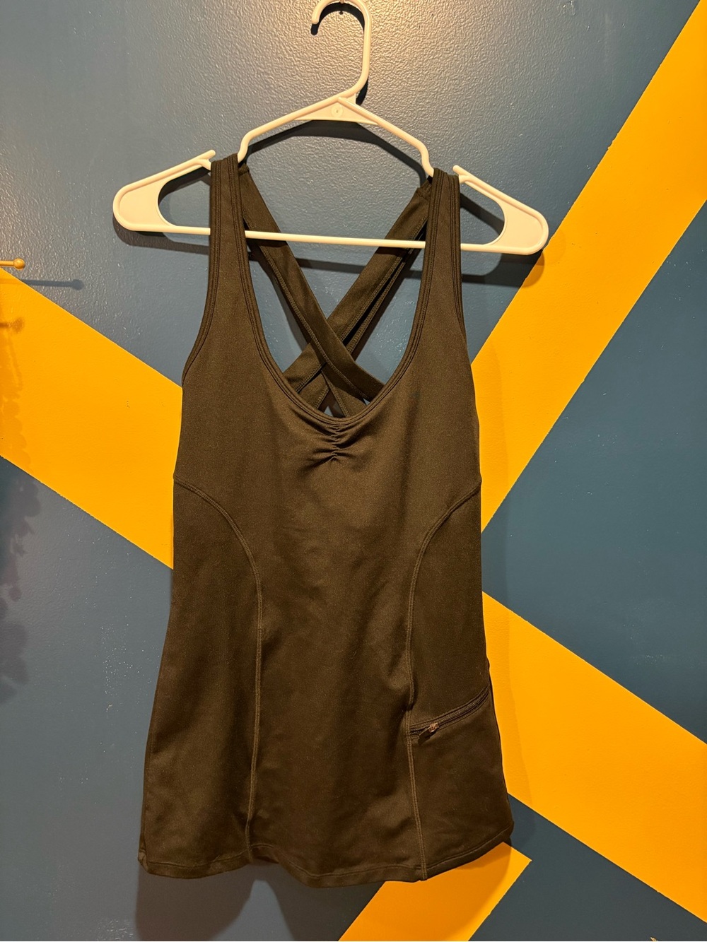 Anthropologie Mono B Black Crisscross Back Workout Tank Top EUC